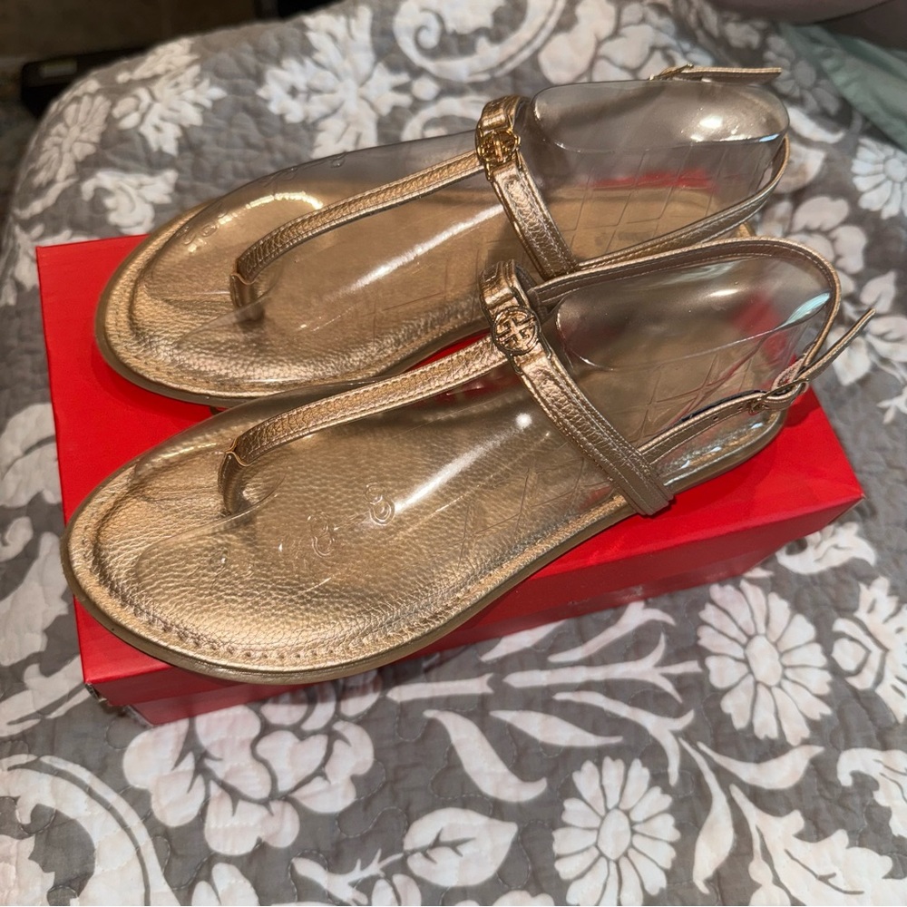 Pierre Dumas Shiny Gold Women's Sandals